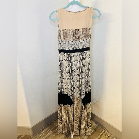 The Clothing Company Black and Cream Snake Print Maxi Dress - Picture 9 of 9